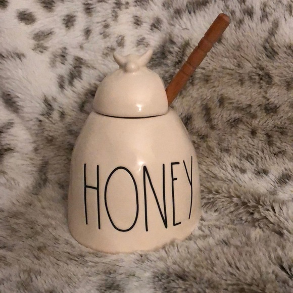 Rae Dunn Honey Pot with Wooden Dipper. - Picture 1 of 6